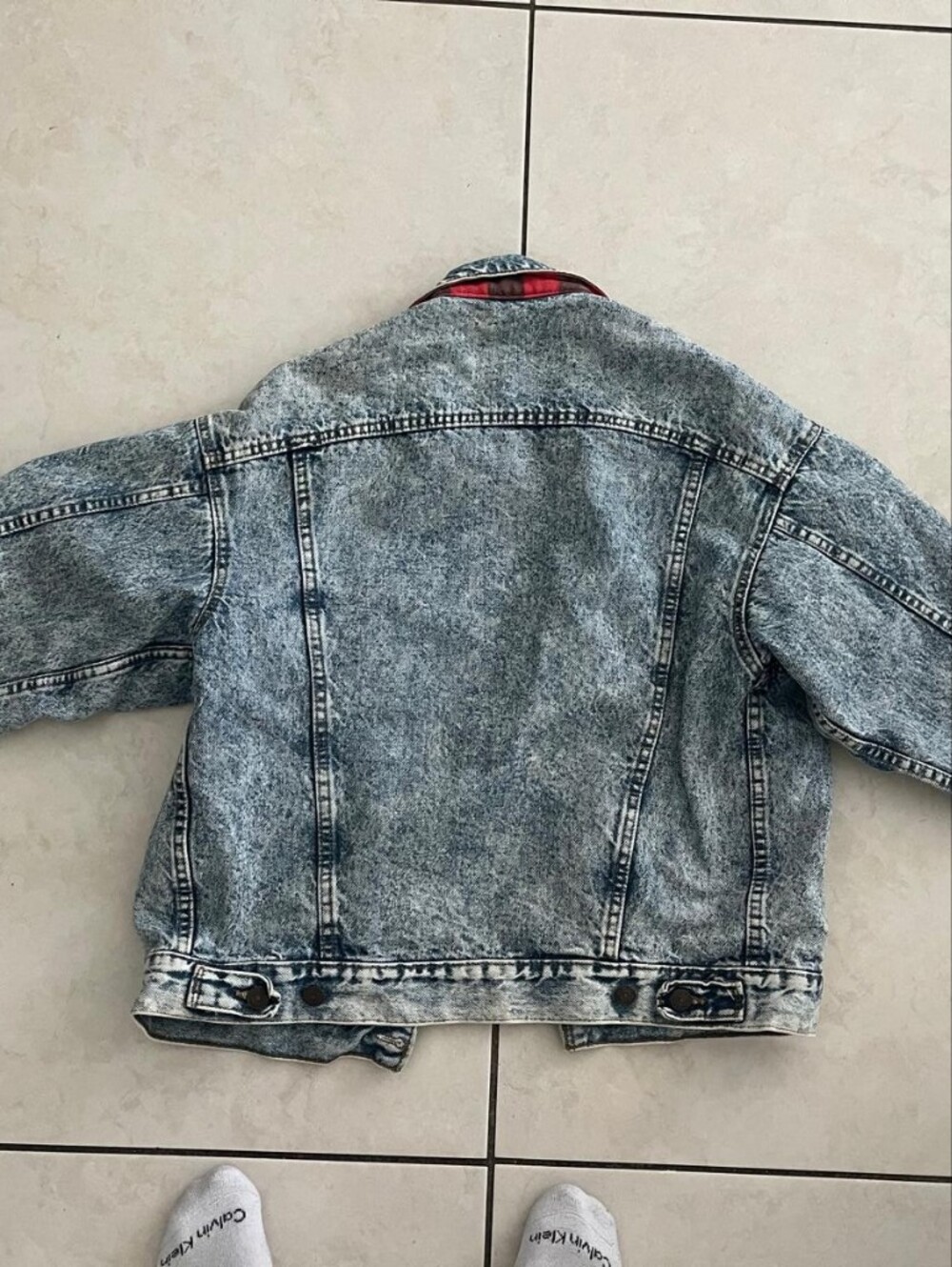 Levi's Man's Acid-Wash Denim Jacket - Light Blue with Red Trim,  Used